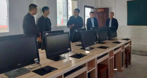 杭州泰潼商貿攜手富陽電子商務，以電商服務為橋梁，溫暖捐贈陽光學子